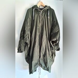 Zara light khaki parachute jacket. Very original. Light as a feather.